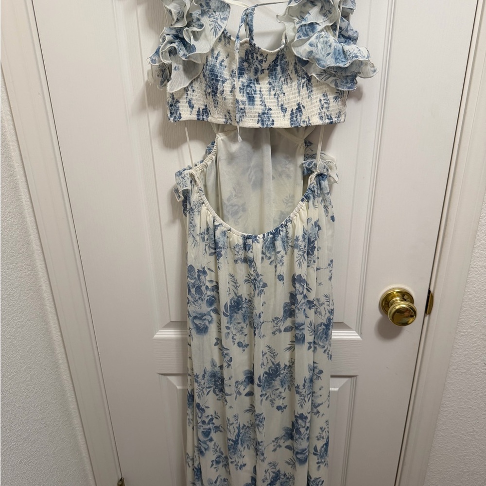 Blu Pepper Blue and White Smocked Dress - Picture 3 of 6